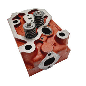 Głowica silnika kpl.  C-360 C